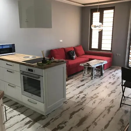 Lux Sarafovo * 부르가스