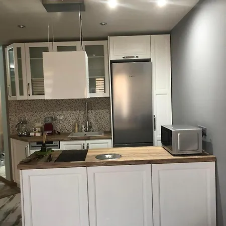 Lux Sarafovo * 부르가스